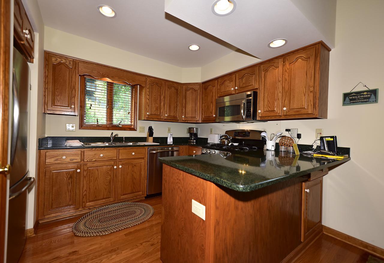 Chetola Resort Condominiums Blowing Rock Room photo
